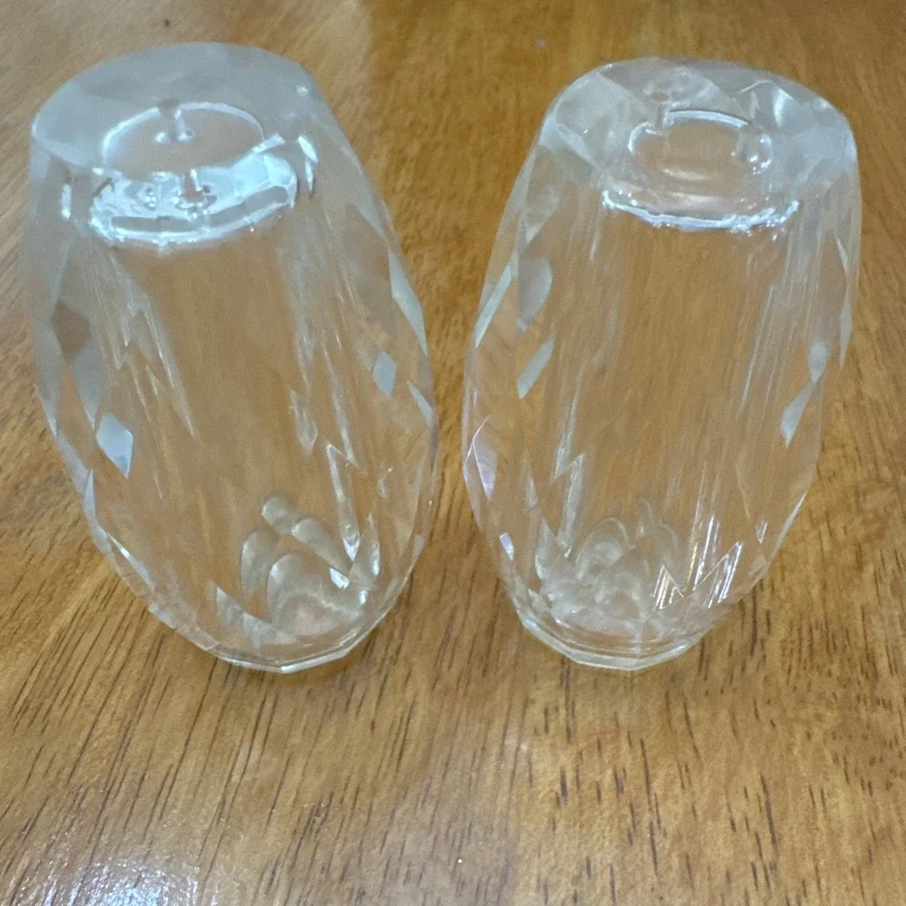 Vintage Elegant Clear Crystal Glass Small Salt Pepper Shakers 2.5